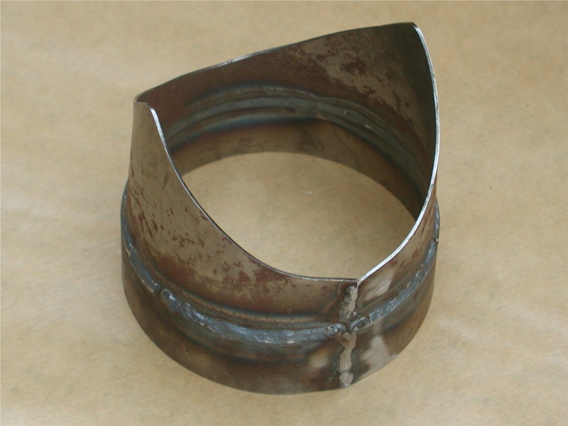 Násypka DŠ-110 přivařovací, černá